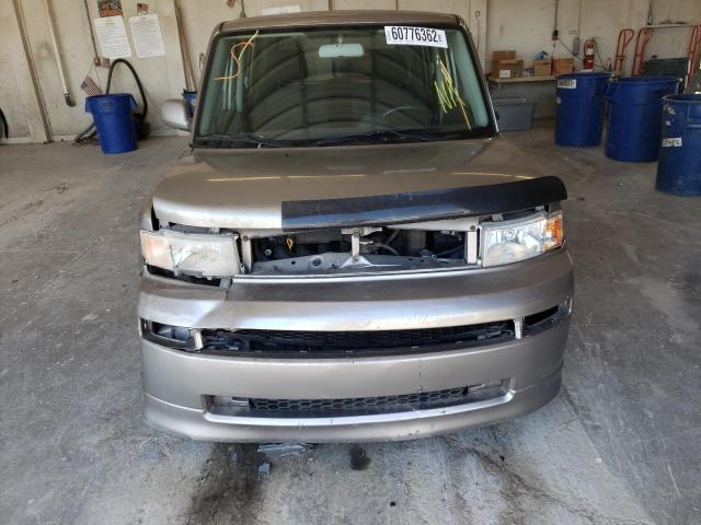 JTLKT334940154071 - 2004 TOYOTA SCION XB 灰色 照片 9