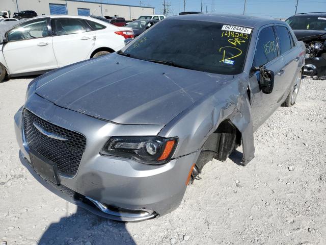 2C3CCABG6EH144292 - 2014 CHRYSLER 300 S SILVER photo 2