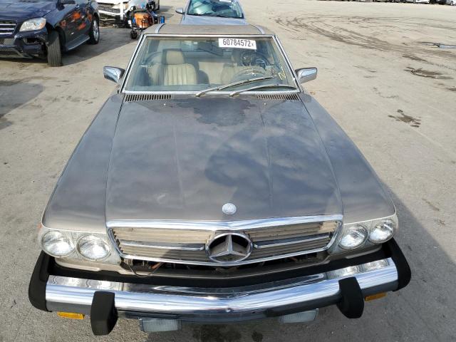 WDBBA48D3JA080814 - 1987 MERCEDES-BENZ 560 SL BROWN photo 9