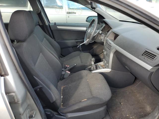 W08AT671585042605 - 2008 SATURN ASTRA XR SILVER photo 5
