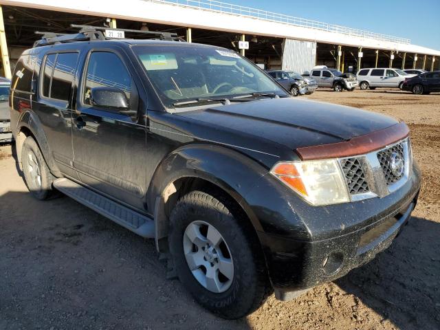 5N1AR18W05C755546 - 2005 NISSAN PATHFINDER BLACK photo 1