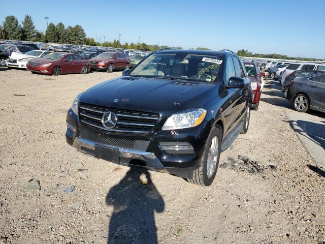 4JGDA5HB3FA548039 - 2015 MERCEDES-BENZ ML 350 4MA BLACK photo 2