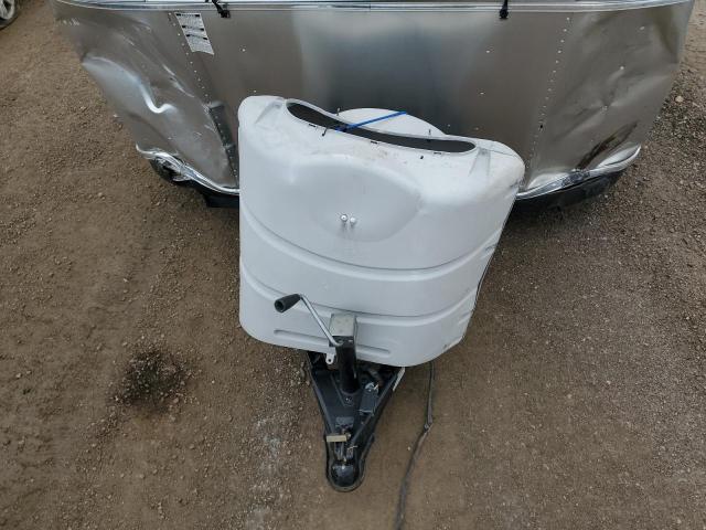 1STHRAC18FJ530921 - 2015 AIRS TRAILER 银色 照片 7