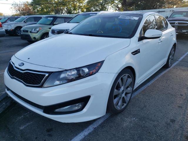 5XXGR4A69DG105638 - 2013 KIA OPTIMA SX WHITE photo 2