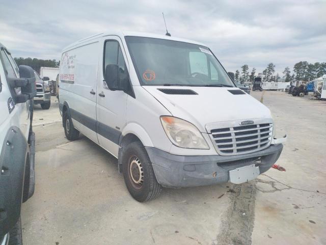 WDYPE7CCXD5735550 - 2013 FREIGHTLINER SPRINTER 2 WHITE photo 1