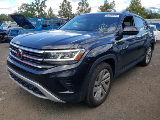 1V26E2CA4LC215619 - 2020 VOLKSWAGEN ATLAS CROS Черный фото 2