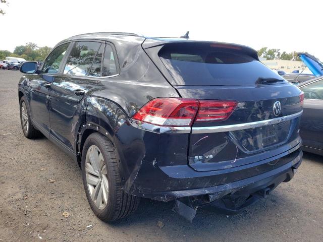 1V26E2CA4LC215619 - 2020 VOLKSWAGEN ATLAS CROS Черный фото 3