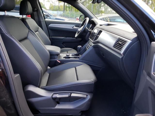 1V26E2CA4LC215619 - 2020 VOLKSWAGEN ATLAS CROS Черный фото 5