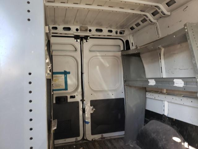 3C6TRVDG1JE117433 - 2018 RAM PROMASTER WHITE photo 6
