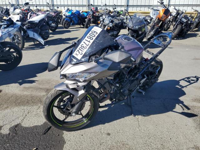 JKAEXKG11MDAD2216 - 2021 KAWASAKI EX400 GRAY photo 2