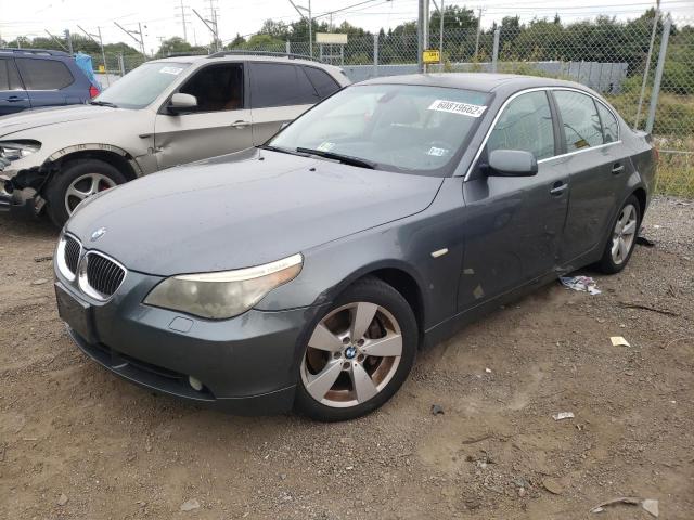 WBANF335X7CS40773 - 2007 BMW 525 XI GRAY photo 2