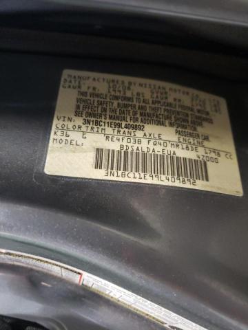 3N1BC11E99L409892 - 2009 NISSAN VERSA S SILVER photo 10