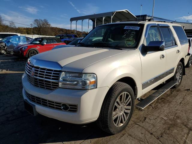 5LMFU28568LJ10273 - 2008 LINCOLN NAVIGATOR CREAM photo 2