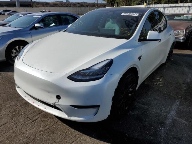 7SAYGAEE4NF466258 - 2022 TESLA MODEL Y WHITE photo 2