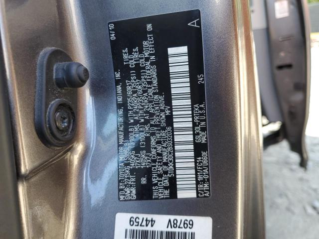 5TDKK3DC2BS032036 - 2011 TOYOTA SIENNA LE GRAY photo 10