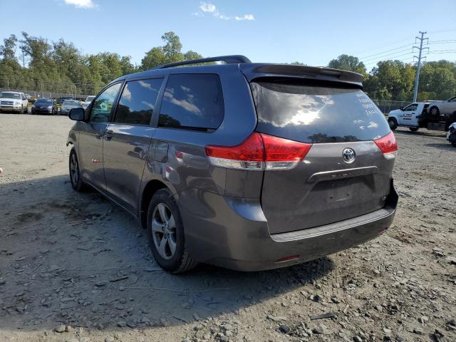 5TDKK3DC2BS032036 - 2011 TOYOTA SIENNA LE GRAY photo 3