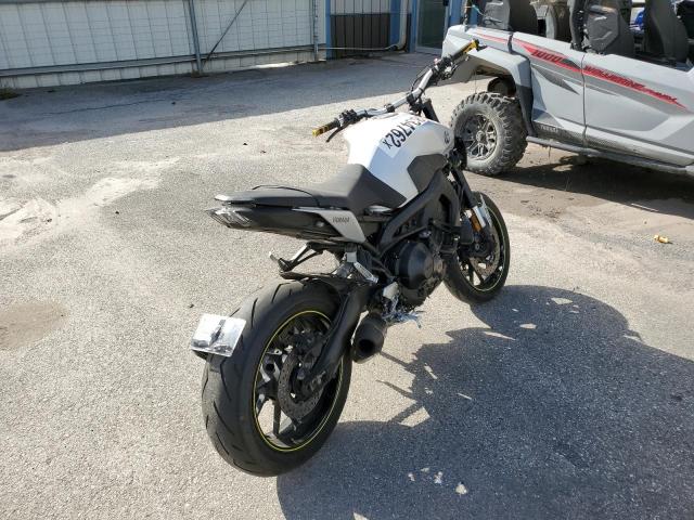 JYARN53E6HA001345 - 2017 YAMAHA FZ09 GRAY photo 4