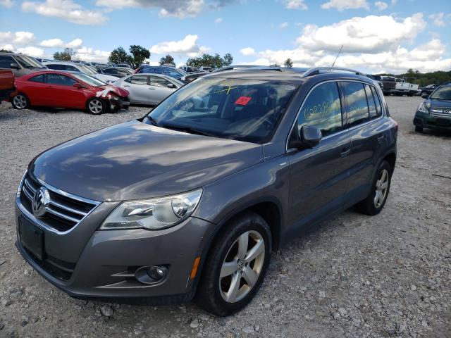 WVGBV7AX1AW514299 - 2010 VOLKSWAGEN TIGUAN SE GRAY photo 2