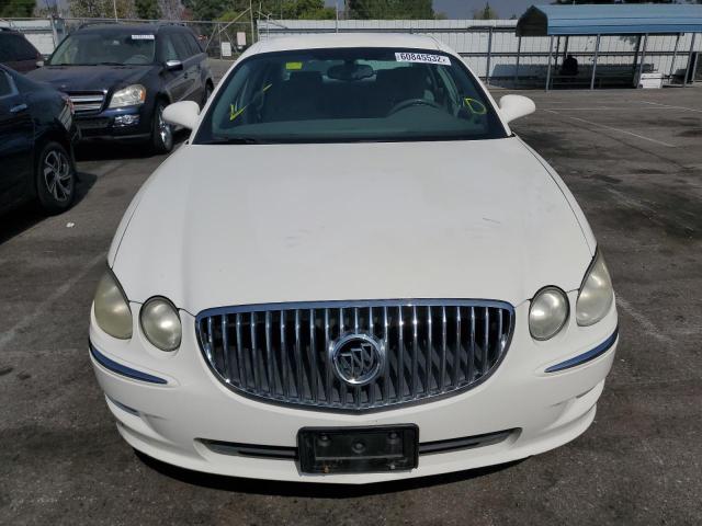 2G4WC582681379828 - 2008 BUICK LACROSSE C WHITE photo 9