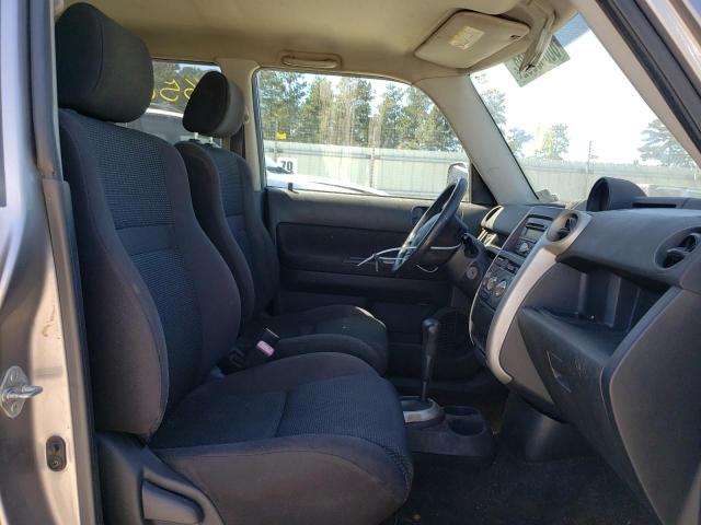 JTLKT324X50204804 - 2005 TOYOTA SCION XB 银色 照片 5