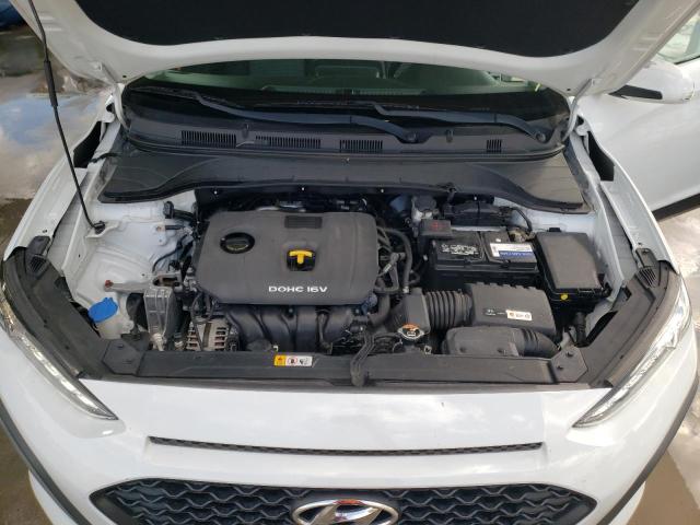 KM8K62AA6JU131434 - 2018 HYUNDAI KONA SEL WHITE photo 7