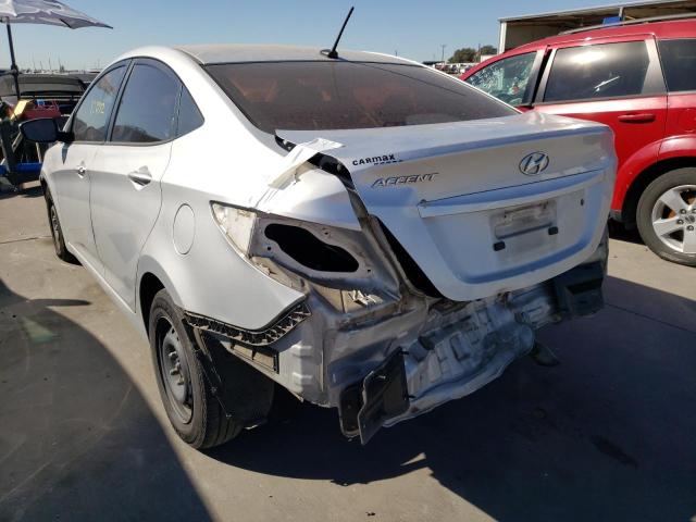 KMHCT4AE6DU560699 - 2013 HYUNDAI ACCENT SILVER photo 3