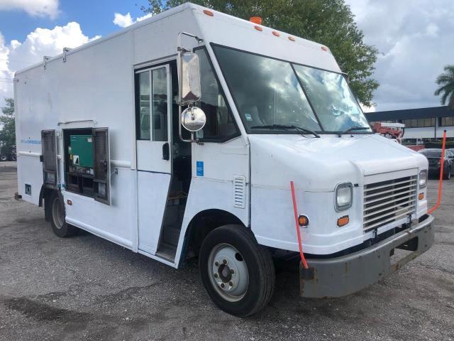 4UZAAPB32ACAS3182 - 2010 FREIGHTLINER CHASSIS M WHITE photo 1