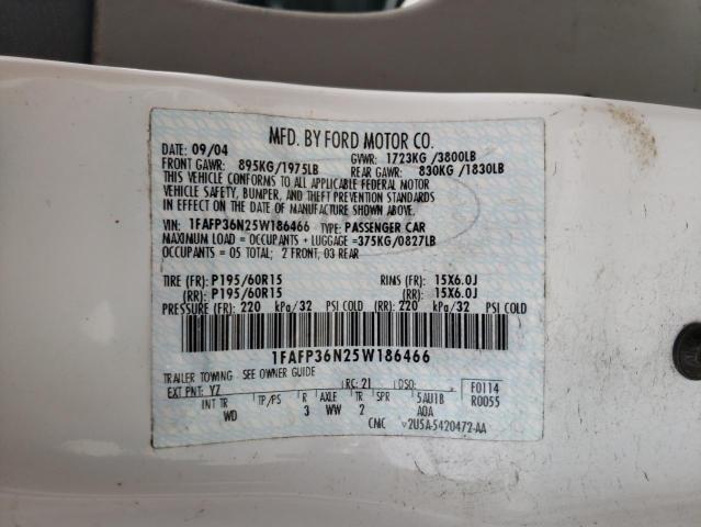 1FAFP36N25W186466 - 2005 FORD FOCUS ZXW WHITE photo 10