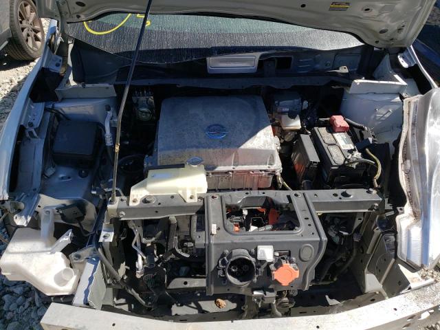 1N4AZ0CP6EC330806 - 2014 NISSAN LEAF S SILVER photo 7