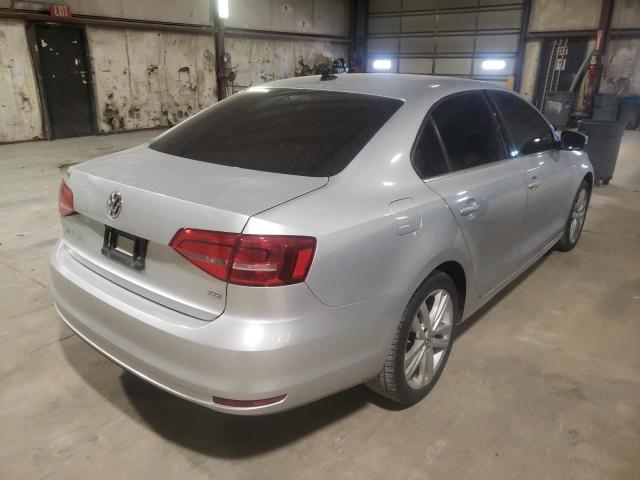 3VWL07AJ4FM405665 - 2015 VOLKSWAGEN JETTA SEL SILVER photo 4