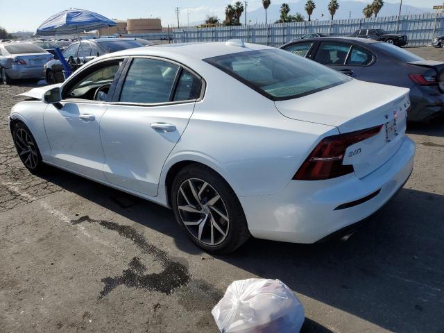 7JR102FK0LG051214 - 2020 VOLVO S60 T5 MOM WHITE photo 3