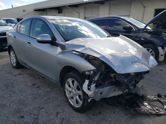 JM1BL1VF6B1467858 - 2011 MAZDA 3 I SILVER photo 1