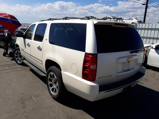 1GNSKKE39BR371682 - 2011 CHEVROLET SUBURBAN K WHITE photo 3