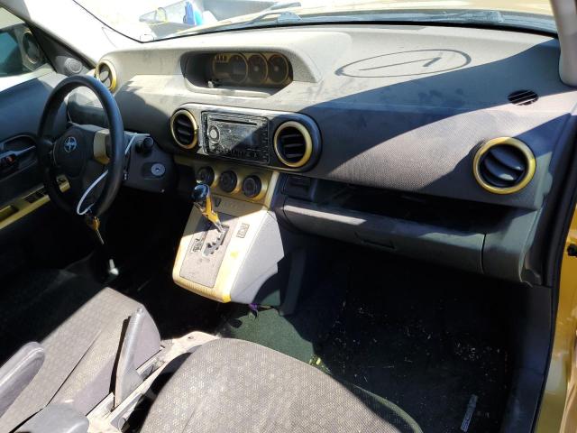 JTLKE50EX81058811 - 2008 TOYOTA SCION XB Gold Foto 9