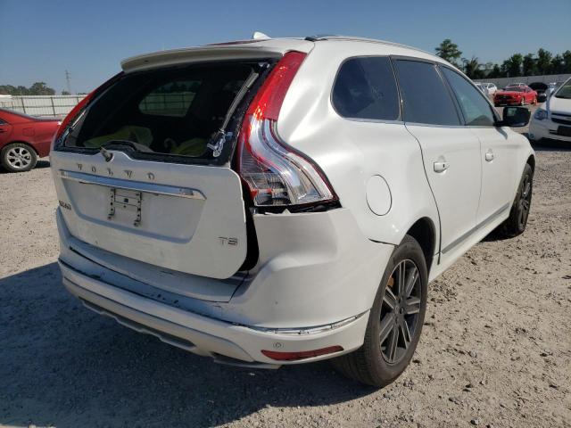 YV440MDR3H2184199 - 2017 VOLVO XC60 T5 DY WHITE photo 4