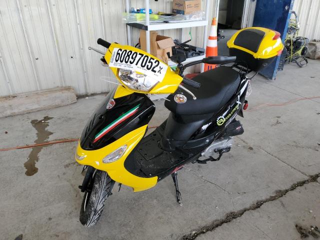 H0DTABF53NX016716 - 2022 TAIZ MOPED YELLOW photo 2