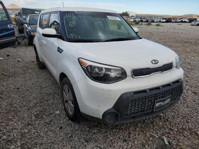 KNDJN2A21G7304702 - 2016 KIA SOUL WHITE photo 9