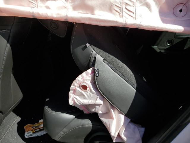 LRBFX1SA8JD059727 - 2018 BUICK ENVISION E WHITE photo 6