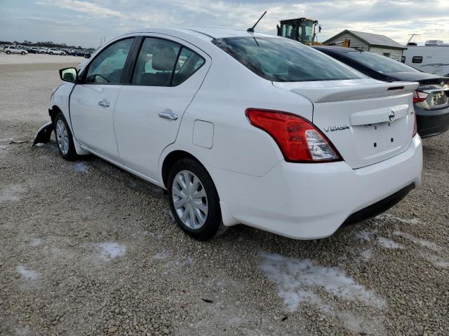 3N1CN7AP3KL880607 - 2019 NISSAN VERSA S WHITE photo 3