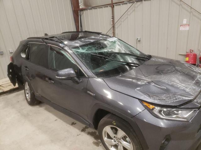 4T3B6RFV8MU052492 - 2021 TOYOTA RAV4 XLE P GRAY photo 9