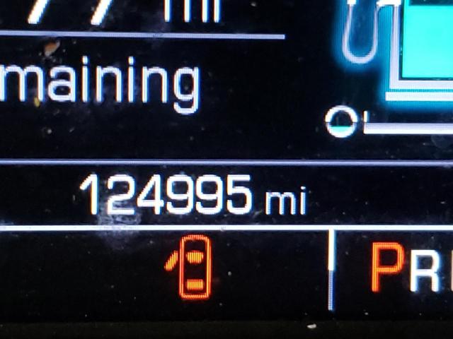 1GCGTCEN5J1126779 - 2018 CHEVROLET COLORADO L WHITE photo 8