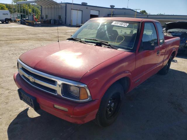 1GCCS1945T8170735 - 1996 CHEVROLET S TRUCK S1 RED photo 2