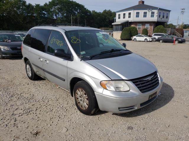 1A4GP45R26B572476 - 2006 CHRYSLER TOWN AND C SILVER photo 1