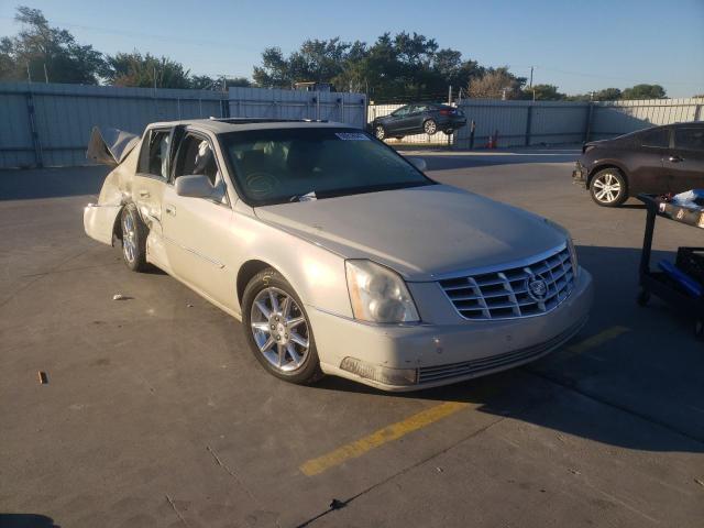 1G6KD5EY7AU127673 - 2010 CADILLAC DTS LUXURY CREAM photo 1