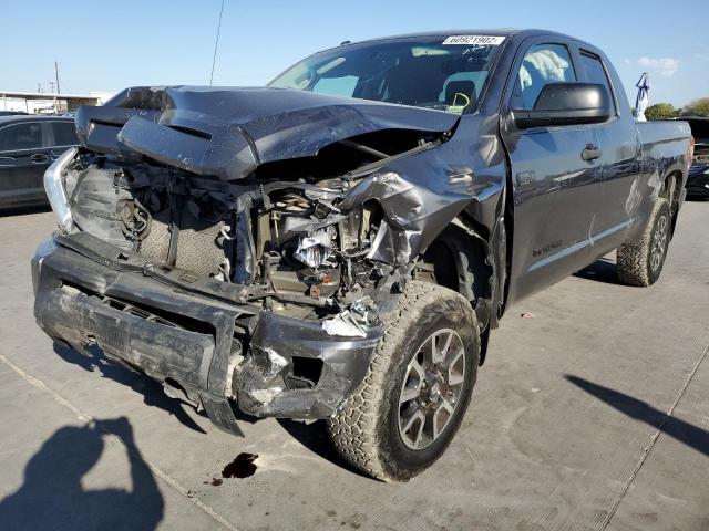 5TFUY5F10GX568645 - 2016 TOYOTA TUNDRA DOU GRAY photo 2