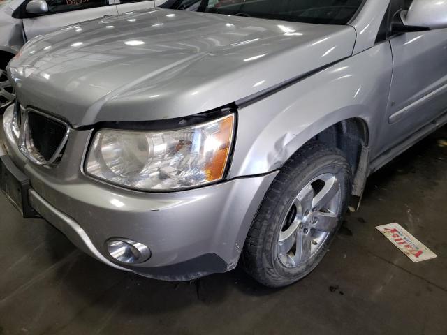 2CKDL63F166143785 - 2006 PONTIAC TORRENT SILVER photo 10