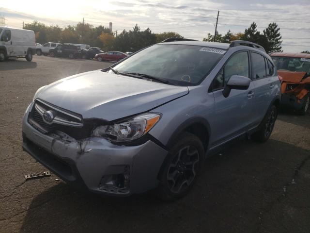 JF2GPADC3GH339305 - 2016 SUBARU CROSSTREK SILVER photo 2