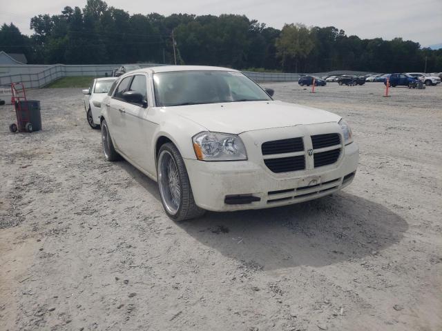 2D4FV47T87H640842 - 2007 DODGE MAGNUM SE WHITE photo 1