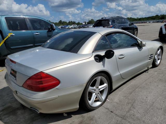 WDBSK75F43F009468 - 2003 MERCEDES-BENZ SL 500R SILVER photo 4