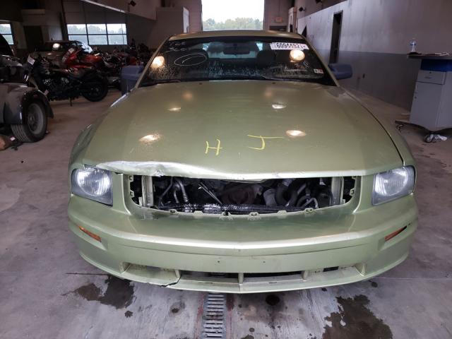 1ZVHT82H055114664 - 2005 FORD MUSTANG GT GREEN photo 7